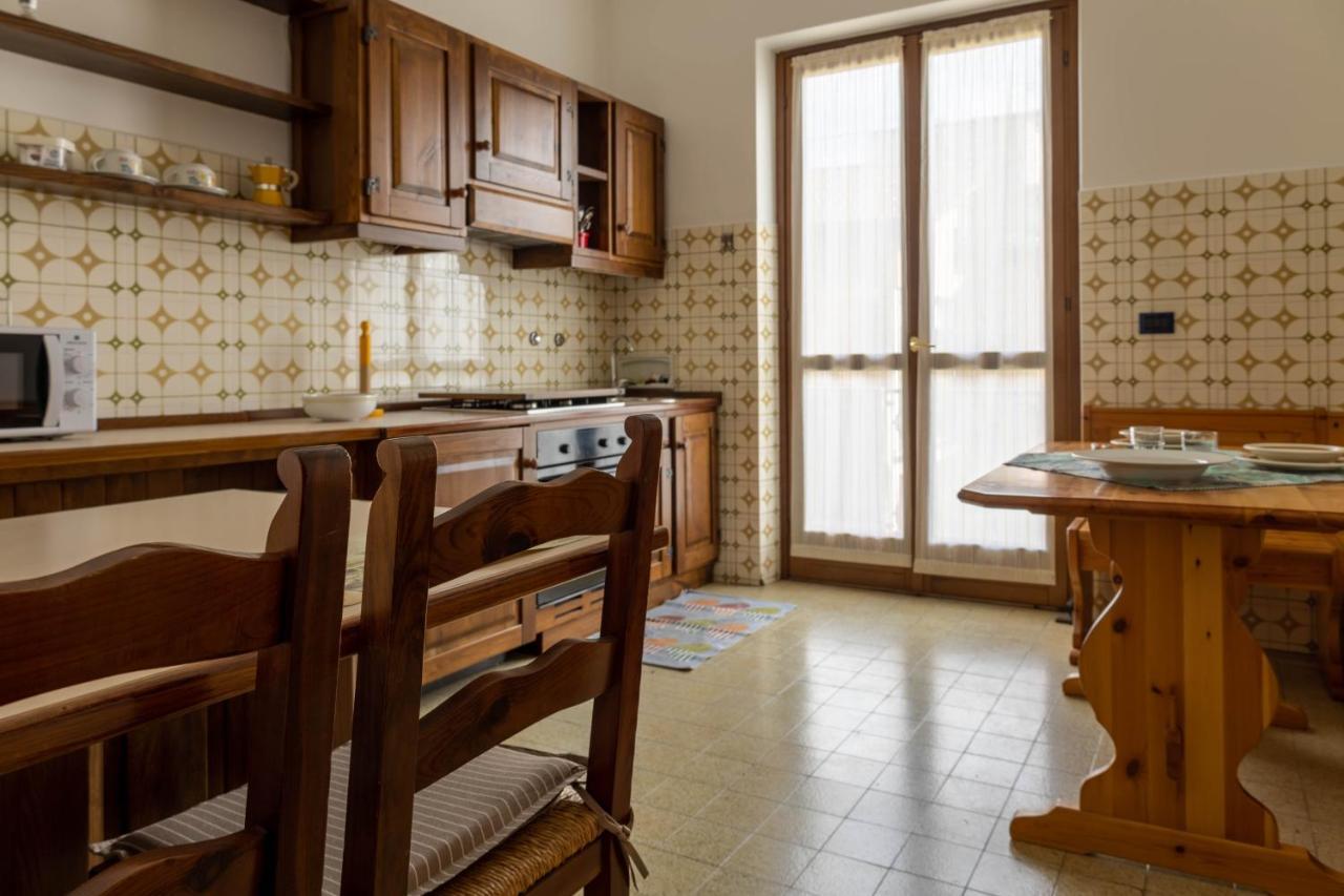 Casa Mercedes Villa Desenzano del Garda Bagian luar foto